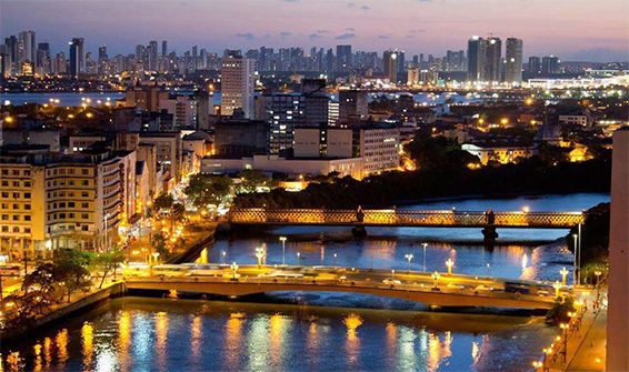 Cidade do Recife, com suas pontes antigas