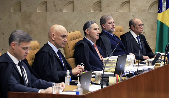 Da esq para a dir: André Mendonça, Alexandre de Moraes, Luis Roberto Barroso, Dias Toffoli e Gilmar Mendes