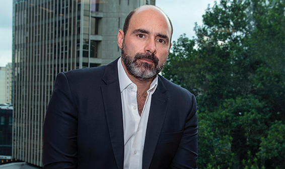 “A redução dos juros incentiva o investidor a buscar alternativas, mas se o ambiente permanecer incerto do ponto de vista fiscal e tributária ele não toma decisões de longo prazo”, diz Renato Abissamra, da Spectra