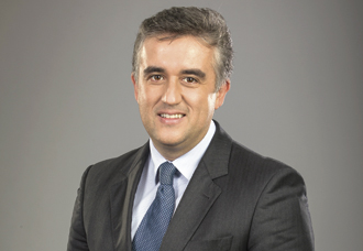 Julio Medina, da MetLife